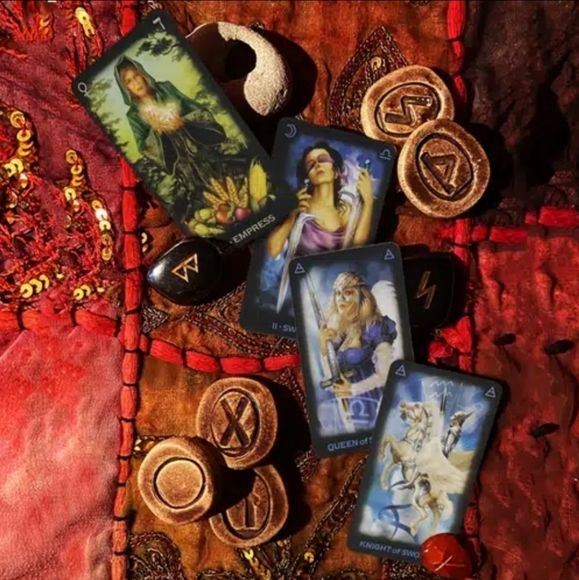 Tarot of dreams cards deck game - Picture 2 of 4